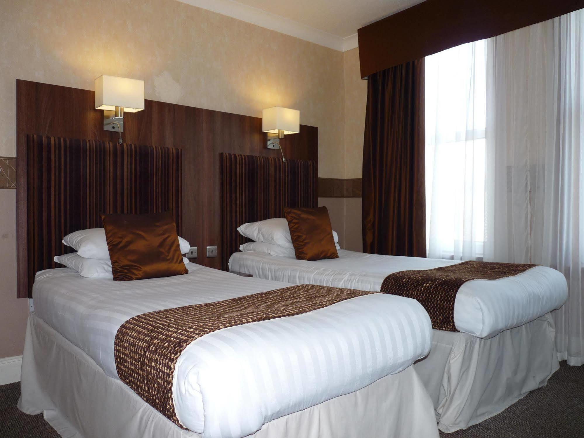 The Park Hotel Dunoon Eksteriør billede