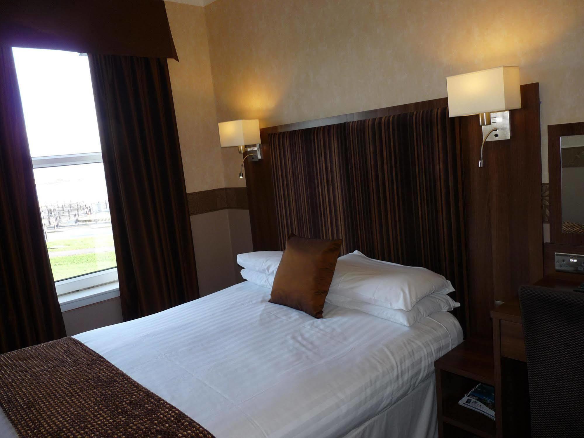 The Park Hotel Dunoon Eksteriør billede